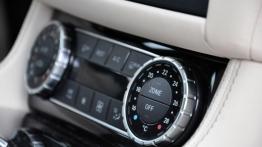 Mercedes CLS W218 Shooting Brake 350 CDI BlueEFFICIENCY 265KM - galeria redakcyjna - panel sterowani