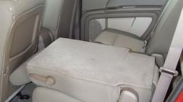 Dodge Journey 2.0 CRD DCT - galeria redakcyjna - tylna kanapa złożona, widok z boku