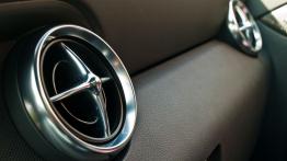 Mercedes SLK R172 Roadster 250 CDI BlueEFFICIENCY 204KM - galeria redakcyjna - nawiew