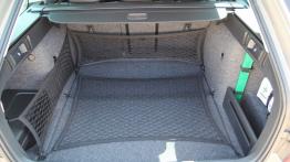 Skoda Octavia III Scout 1.8 TSI - galeria redakcyjna - bagażnik, akcesoria