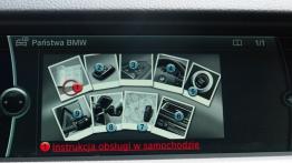 BMW Seria 5 F10-F11 Touring 520d 184KM - galeria redakcyjna - radio/cd/panel lcd