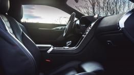 BMW M850i 530 KM - galeria redakcyjna - widok ogólny wnętrza z przodu