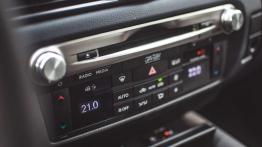 Lexus GS F - galeria redakcyjna - panel sterowania wentylacj? i nawiewem