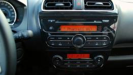 Mitsubishi Space Star Hatchback 5d - galeria redakcyjna - konsola środkowa