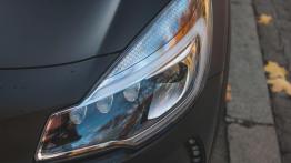 DS3 Racing 1.6 THP 202 KM - galeria redakcyjna - lewy przedni reflektor - wyłączony