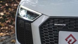 Audi R8 V10 Plus - galeria redakcyjna - prawy przedni reflektor - włączony