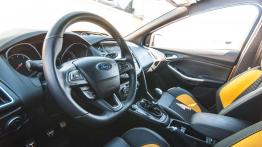 Ford Focus ST FL - galeria redakcyjna - kokpit
