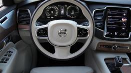Volvo XC90 II - galeria redakcyjna - kokpit