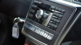 Mercedes Klasa M W166 350 BlueTEC 4MATIC 258KM - galeria redakcyjna - konsola środkowa