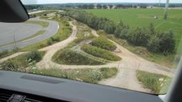 Skoda Octavia III Scout 1.8 TSI - galeria redakcyjna - szyba przednia od wewnątrz