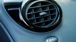 Renault Twingo II Hatchback 3d Facelifting 1.2 16V 75KM - galeria redakcyjna - nawiew