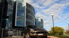 Porsche Cayenne III SUV 3.0 Diesel 245KM - galeria redakcyjna - widok z przodu