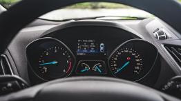 Ford Kuga 2.0 TDCi 150 KM (MT) - galeria redakcyjna - inny element panelu przedniego