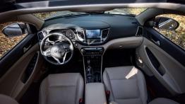 Hyundai Tucson 1.6 T-GDI 177 KM - galeria redakcyjna - pełny panel przedni