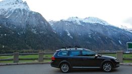 Volkswagen Passat B7 Alltrack 2.0 TDI CR DPF BlueMotion 170KM - galeria redakcyjna - prawy bok