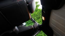 Jeep Wrangler III Unlimited Facelifting 2.8 DOHC I-4 Turbo CRD 200KM - galeria redakcyjna 2 - widok 