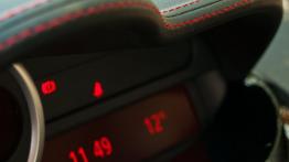 Renault Twingo II Hatchback 3d Facelifting 1.2 16V 75KM - galeria redakcyjna - komputer pokładowy