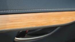 Lexus NX 200t 238KM - galeria redakcyjna - drzwi kierowcy od wewnątrz