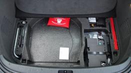 Audi TT 8J Coupe Facelifting 2.5 TFSI 340KM - galeria redakcyjna - bagażnik, akcesoria
