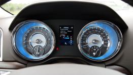 Lancia Thema II Sedan 3.6 V6 286KM - galeria redakcyjna - komputer pokładowy