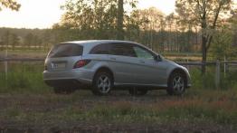 Mercedes R 500 L - galeria redakcyjna - widok z tyłu