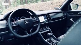 Skoda Kodiaq Sportline 2.0 TSI 180 KM - galeria redakcyjna - pełny panel przedni