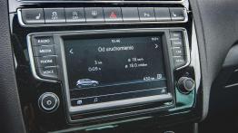 Volkswagen Polo GTI - pod prąd - ekran systemu multimedialnego