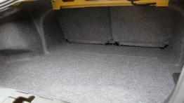 Ford Mustang VI Coupe GT 5.0 V8 421KM - galeria redakcyjna - bagażnik