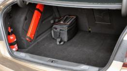 Opel Astra J Sedan 1.7 CDTI ECOTEC 130KM - galeria redakcyjna - bagażnik