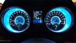 Lancia Thema II Sedan 3.6 V6 286KM - galeria redakcyjna - obrotomierz