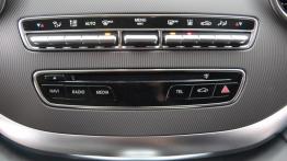 Mercedes Klasa V 250 BlueTEC 190KM - galeria redakcyjna - konsola środkowa