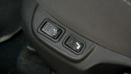 Fiat 500L Trekking 1.6 MultiJet II - galeria redakcyjna - sterowanie regulacją foteli