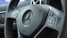 Mercedes Klasa B W246 Sports Tourer 180 BlueEFFICIENCY 122KM - galeria redakcyjna - kierownica
