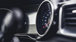 Kia ProCeed GT 1.6 T-GDI 204 KM - galeria redakcyjna - inny element panelu przedniego