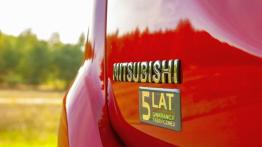 Mitsubishi Outlander Facelifting (2016) - galeria redakcyjna - emblemat
