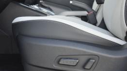 Kia Sportage III Facelifting - galeria redakcyjna - sterowanie regulacją foteli