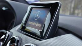 Mercedes Klasa B W246 Sports Tourer 180 BlueEFFICIENCY 122KM - galeria redakcyjna - radio/cd/panel l