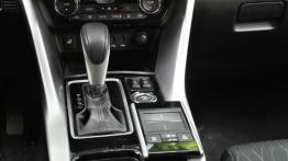 Mitsubishi Eclipse Cross 1.5 T 163 KM - galeria redakcyjna - d?wignia zmiany biegów