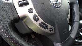 Nissan X-Trail II Terenowy 2.0 dCi 150KM - galeria redakcyjna - kierownica
