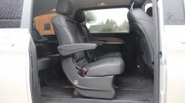 Mercedes Klasa V 250 BlueTEC 190KM - galeria redakcyjna - tylna kanapa