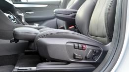 BMW Seria 2 Active Tourer 225xe - galeria redakcyjna - inny element wn?trza z przodu