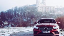 Mercedes E400 Coupe - galeria redakcyjna - widok z przodu