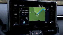 Toyota RAV4 2.5 Hybrid Dynamic Force 218 KM - galeria redakcyjna - ekran systemu multimedialnego