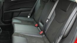 Ford Mondeo V - galeria redakcyjna - tylna kanapa