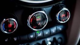 Mini III Hatchback 5d 2.0 170KM - galeria redakcyjna - panel sterowania wentylacją i nawiewem