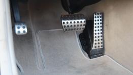 Mercedes Klasa E W212 Kabriolet Facelifting - galeria redakcyjna - pedały