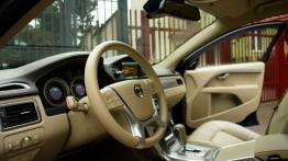 Volvo S80 II Sedan 2.4 D5 215KM - galeria redakcyjna - kierownica