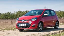 Renault Twingo II Hatchback 3d Facelifting 1.2 16V 75KM - galeria redakcyjna - widok z przodu