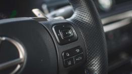 Lexus GS F - galeria redakcyjna - sterowanie w kierownicy