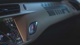 DS3 Racing 1.6 THP 202 KM - galeria redakcyjna - inny element panelu przedniego
